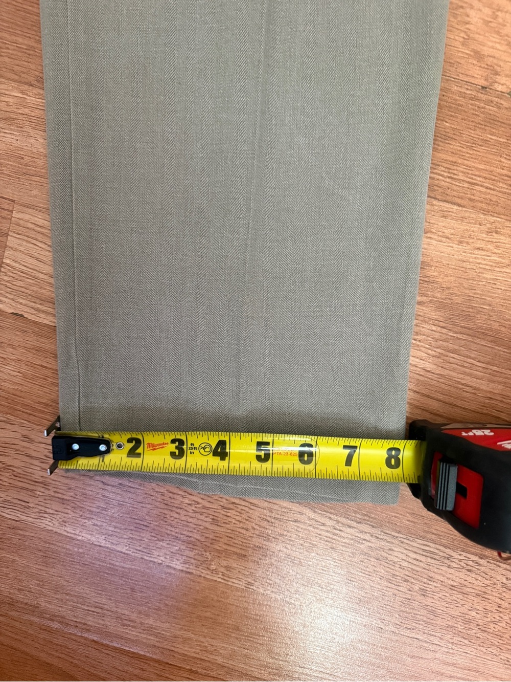 Tommy Bahama Men's Light Olive Silk Dress Pants - Sleek Flat Front - Picture 4 of 8